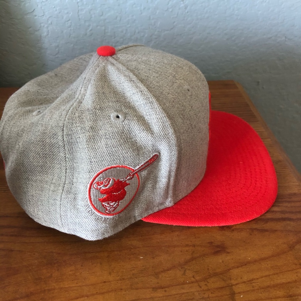 Red Padres Snapback hat - Picture 2 of 4